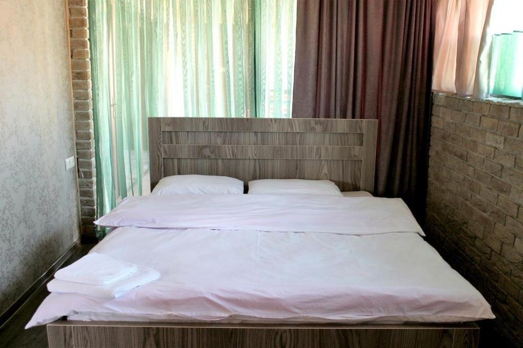 Hotel Phaliashvili Batumi Luaran gambar