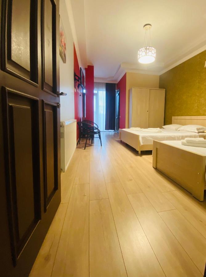 Hotel Phaliashvili Batumi Luaran gambar