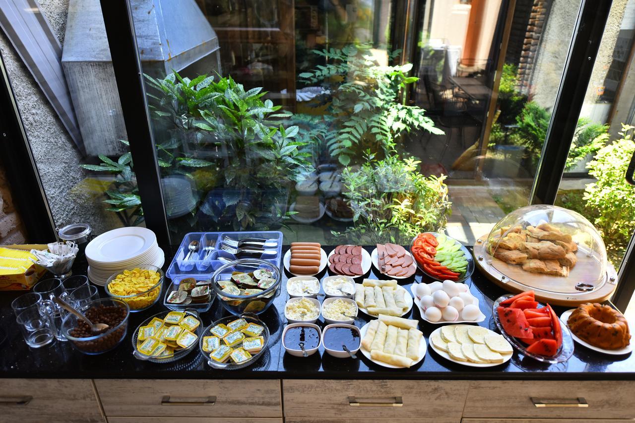 Hotel Phaliashvili Batumi Luaran gambar