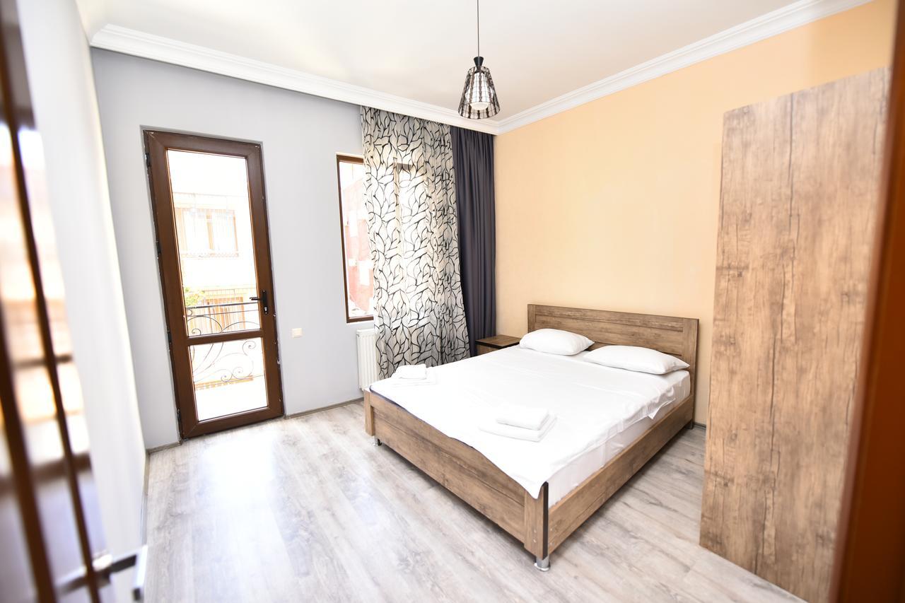 Hotel Phaliashvili Batumi Luaran gambar