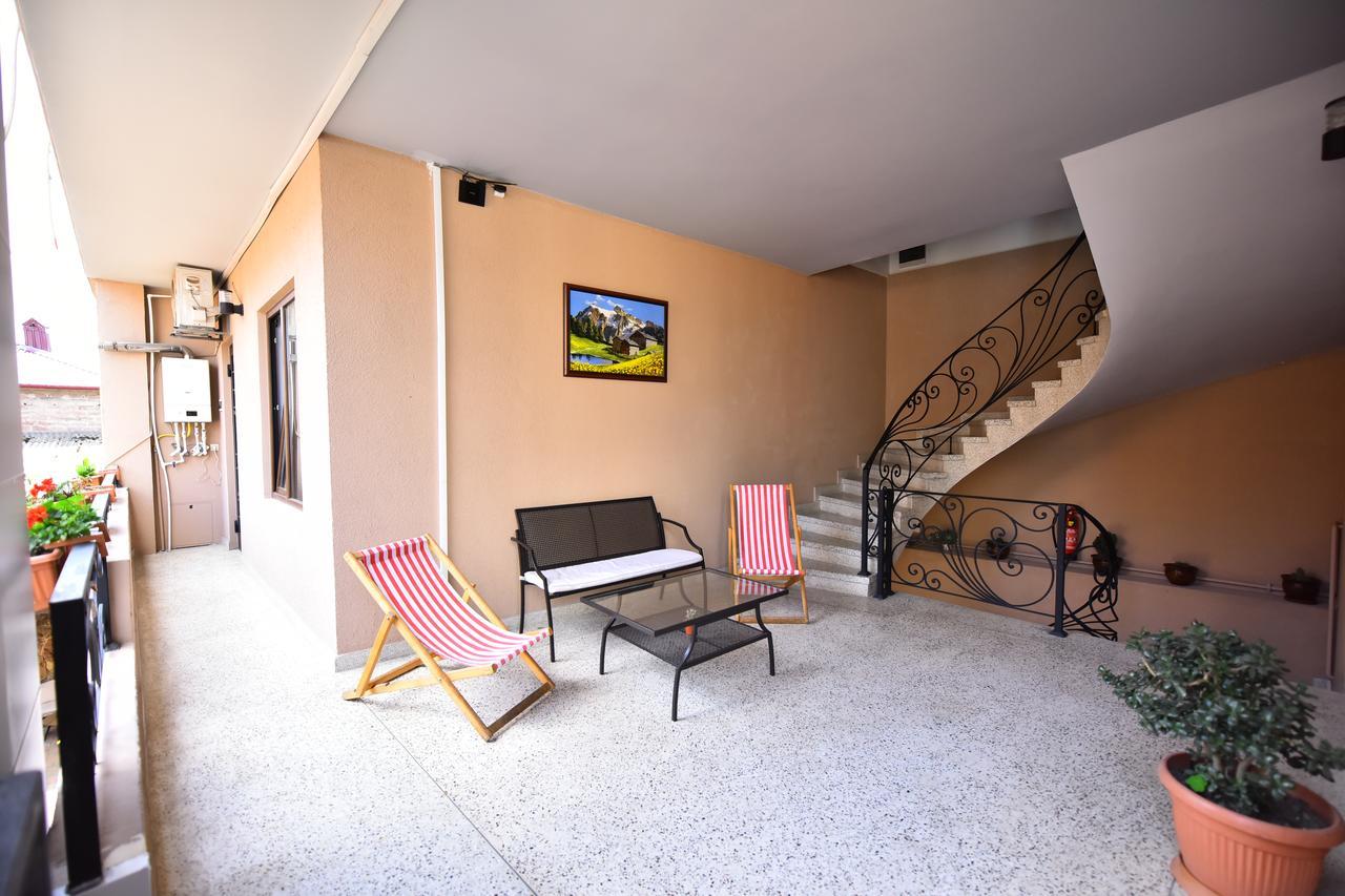 Hotel Phaliashvili Batumi Luaran gambar