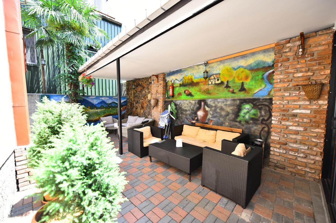 Hotel Phaliashvili Batumi Luaran gambar