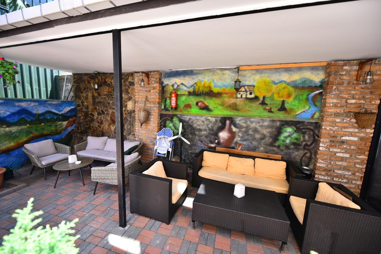 Hotel Phaliashvili Batumi Luaran gambar