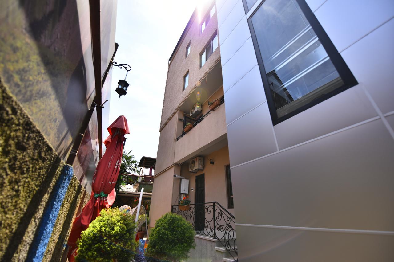 Hotel Phaliashvili Batumi Luaran gambar