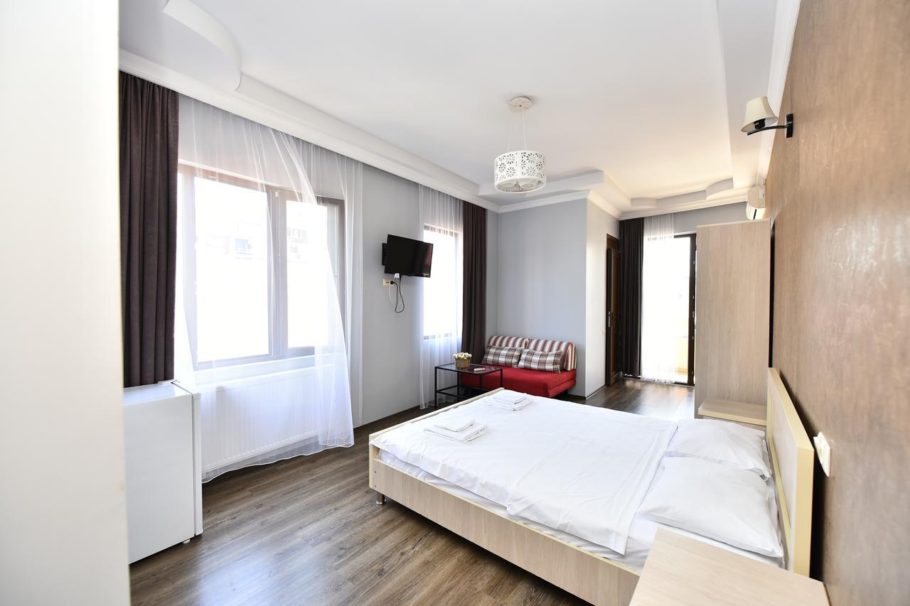 Hotel Phaliashvili Batumi Luaran gambar